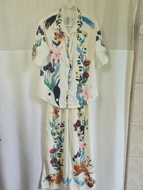 Women’s Floral Embroidered Cream Linen Polyester Blend Lounge Set